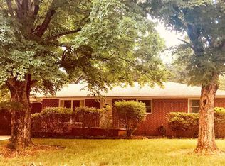 1205 Peggy Ann Dr, Murray, KY 42071