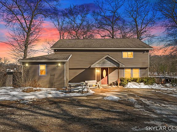 4th image of 520 N Campbell Rd