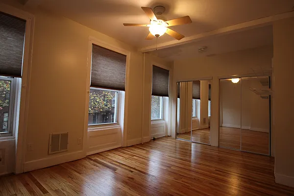 Rented by Brooklyn Real Inc | media 12