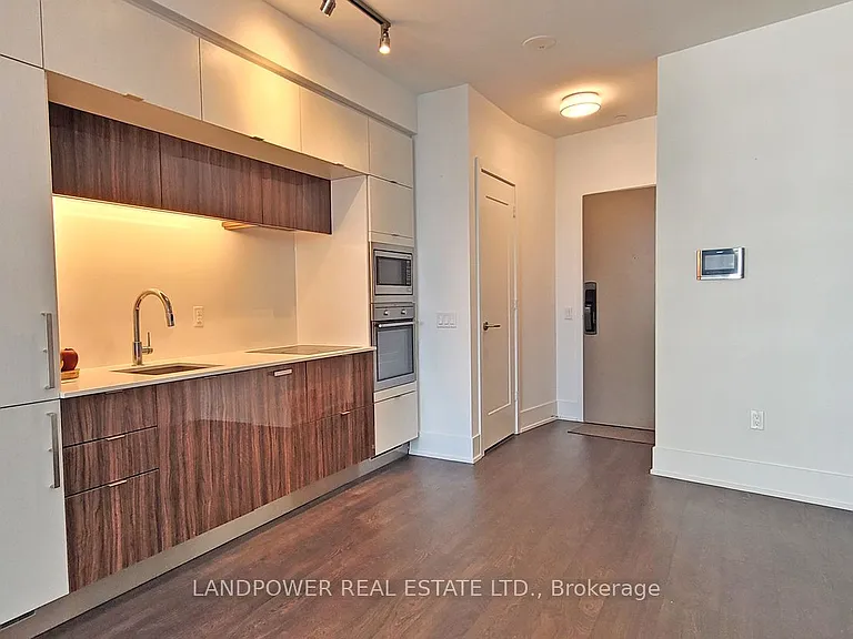 10 York St #3802 — Photo 12