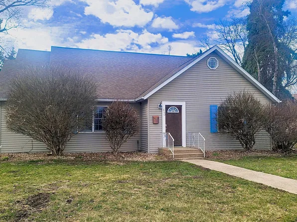 640 Mill St, Zumbrota, MN 55992