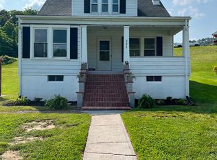 111 North St, Rich Creek, VA 24147