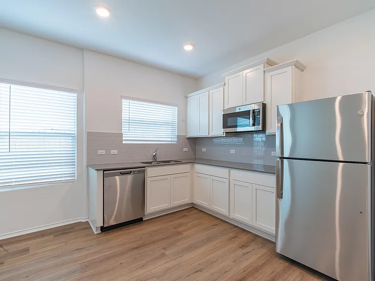 10705 Steinbeck Dr — Photo 23