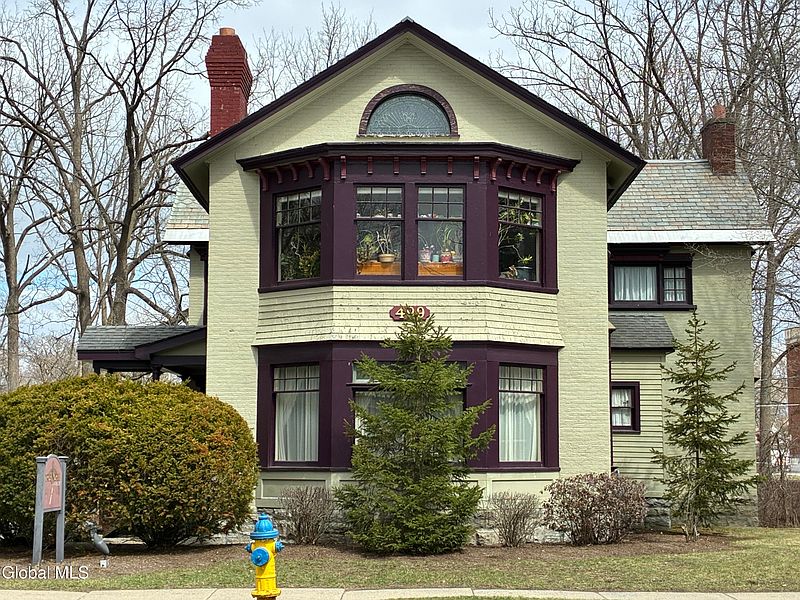2nd image of 499 Glen Street
