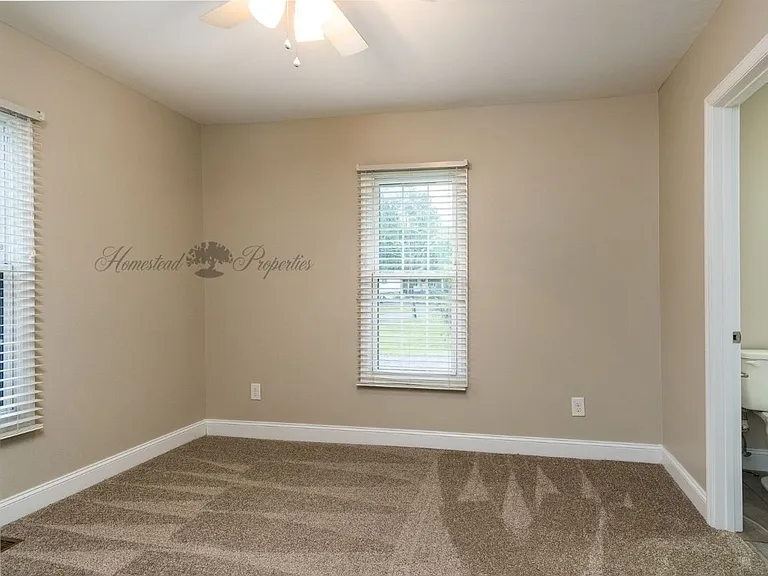505 Lamont St — Photo 10