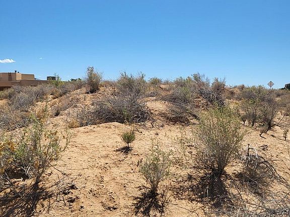 5th image of 6200 La Paz Rd NE