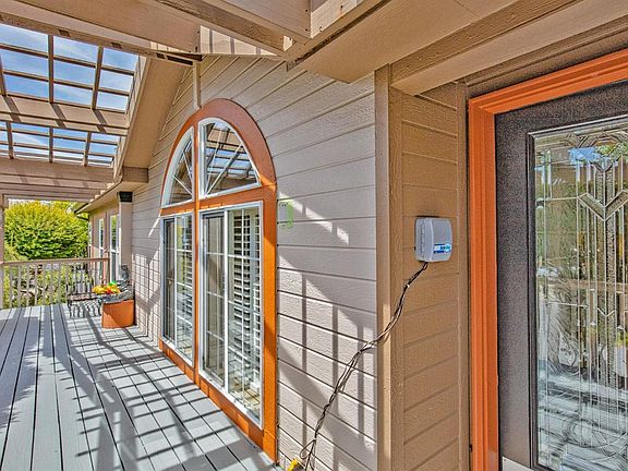 4th image of 8079 A Street #UNK