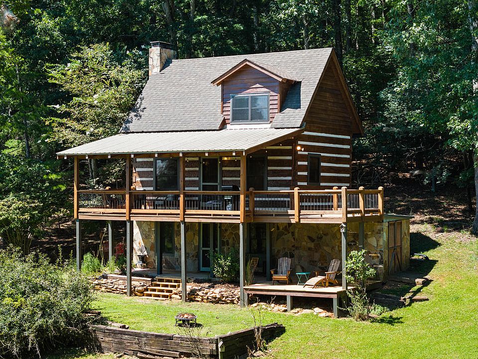 1st image of 104 Blue Mountain Ln