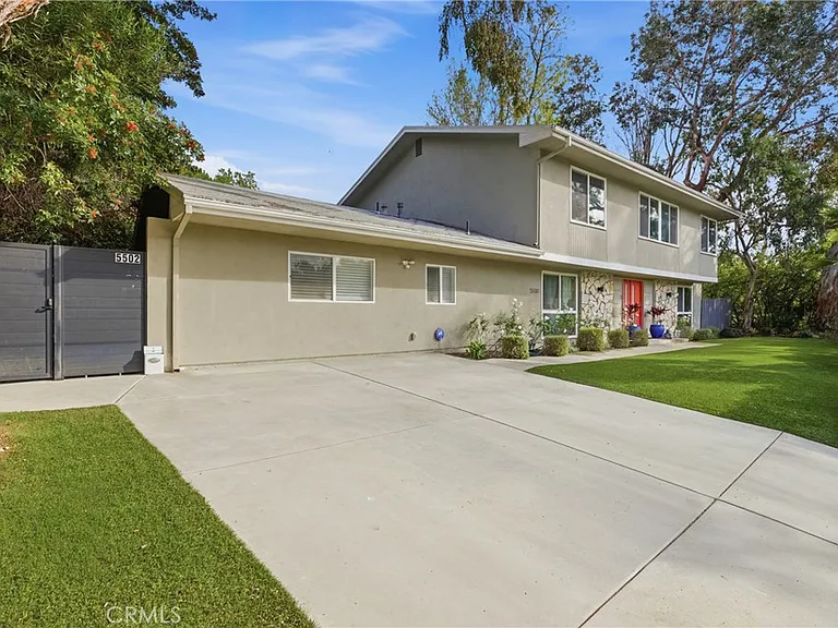5500 Blanco Ave — Photo 1