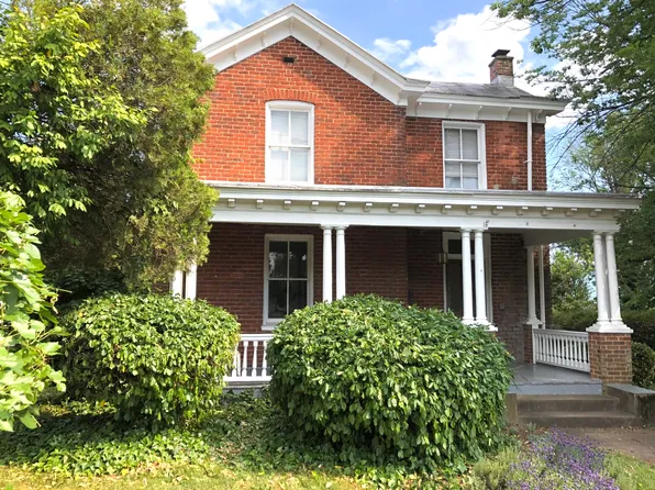 518 Ridge St APT B, Charlottesville, VA 22902