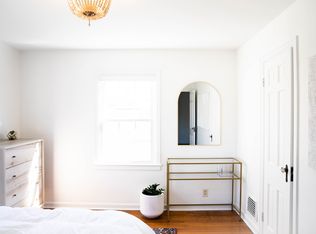 5527 Broadway St, Indianapolis, IN 46220