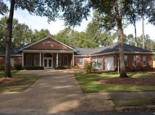 122 Lucy Ln, Dothan, AL 36303