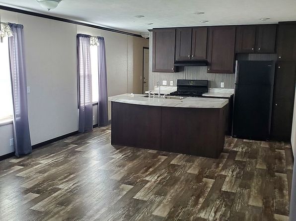 1558 W Shawnee Rd #210