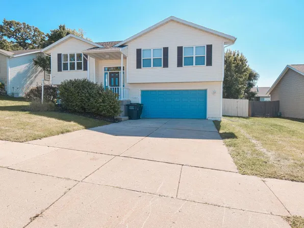 1257 West Blooming Field DRIVE, Whitewater, WI 53190
