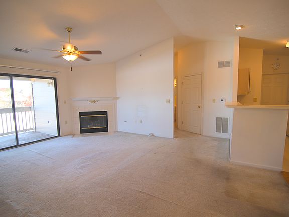 3rd image of 8750 Yardley Ct APT 303