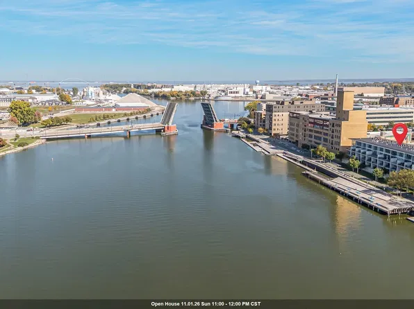 101 Cherry St Unit 208, Green Bay, WI 54301