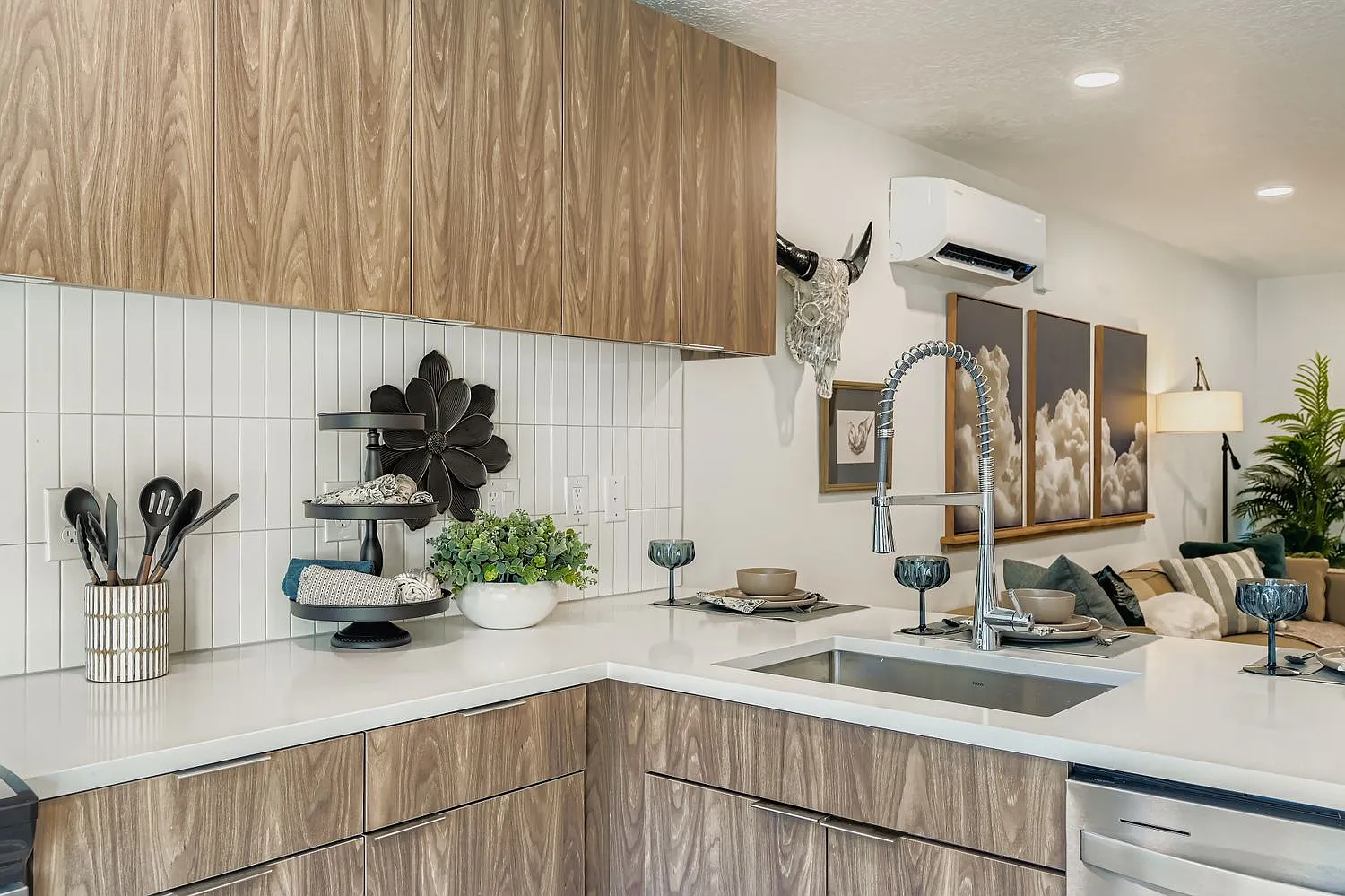 Cadre Townhomes — Photo 4