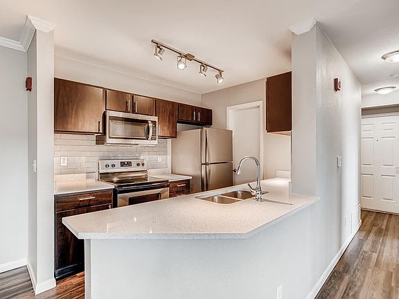 Stonebridge at Twin Peaks | Longmont, Co. Apartments