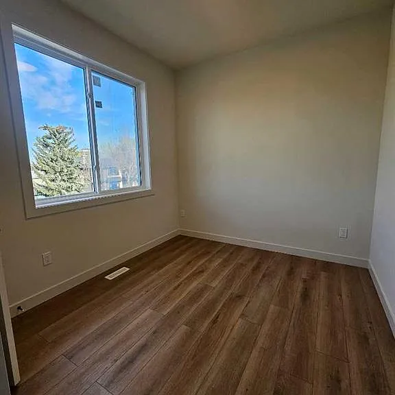 3203 14th Ave SW — Photo 28
