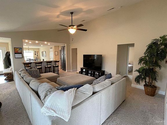 4th image of 6649 Covington Cir