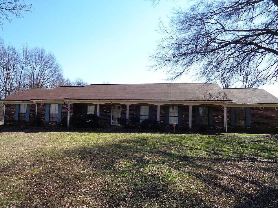 1st image of 4285 Douglas Dr