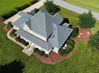 2014 Rockwall Farms Ln, Fuquay Varina, NC 27526