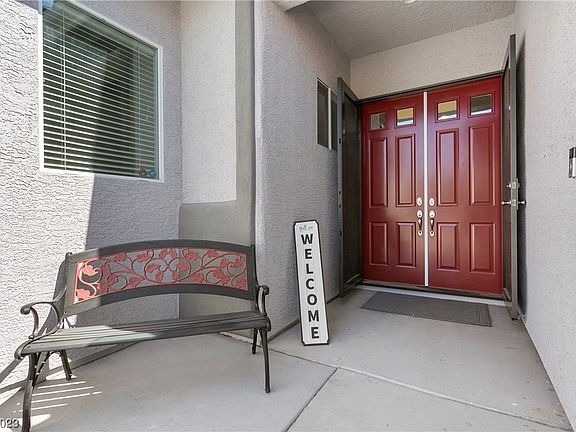 2nd image of 3018 Teal Beach St