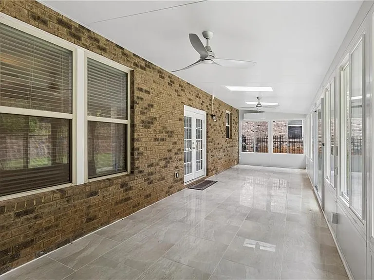 5011 Morriscastle Dr — Photo 36