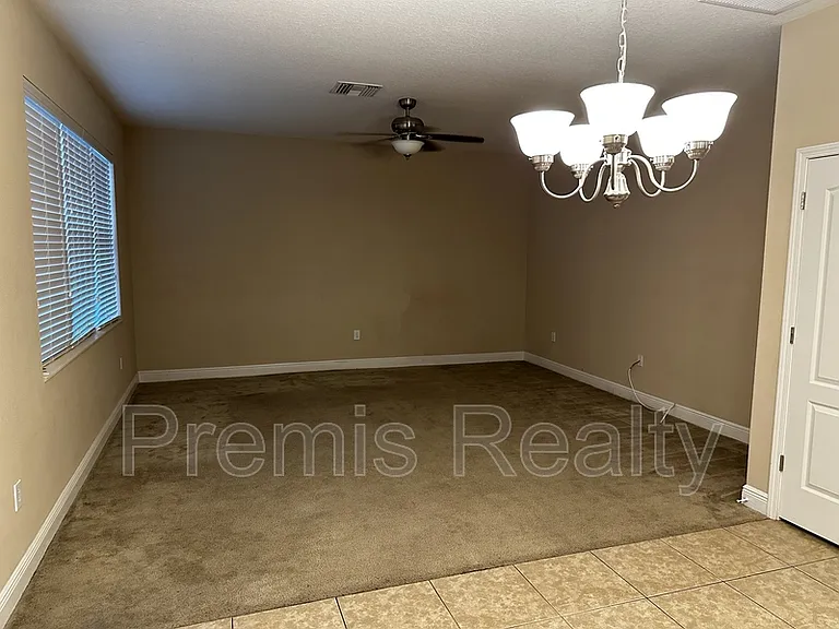 11875 77th Ct — Photo 4