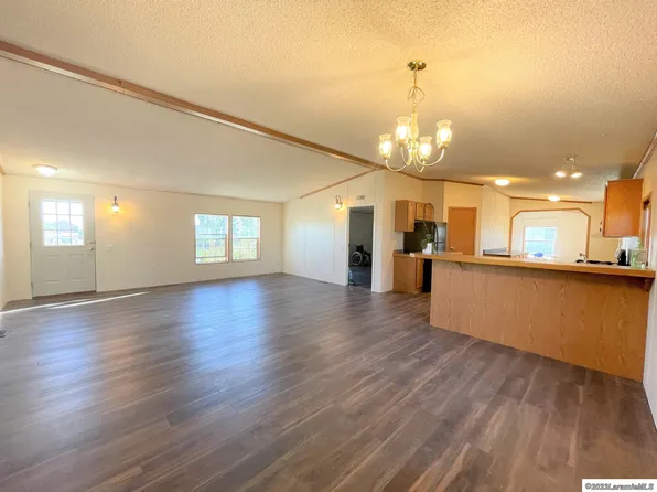 2083 Sweetwater Dr, Laramie, WY 82070