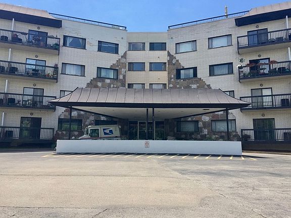 2nd image of 6700 S Brainard Ave APT 216