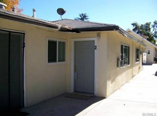 693 Santa Barbara St, Pasadena, CA 91101