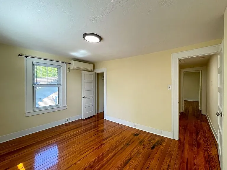 10 Latta St #A — Photo 14