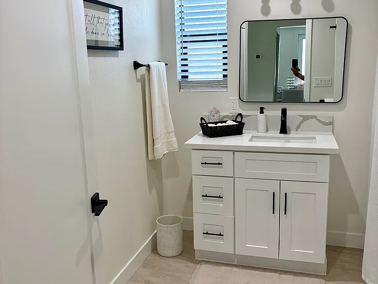 9325 Magnolia Ave — Photo 6