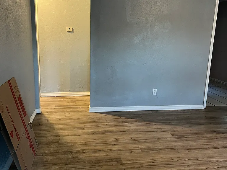 1631 W Thoman St — Photo 3