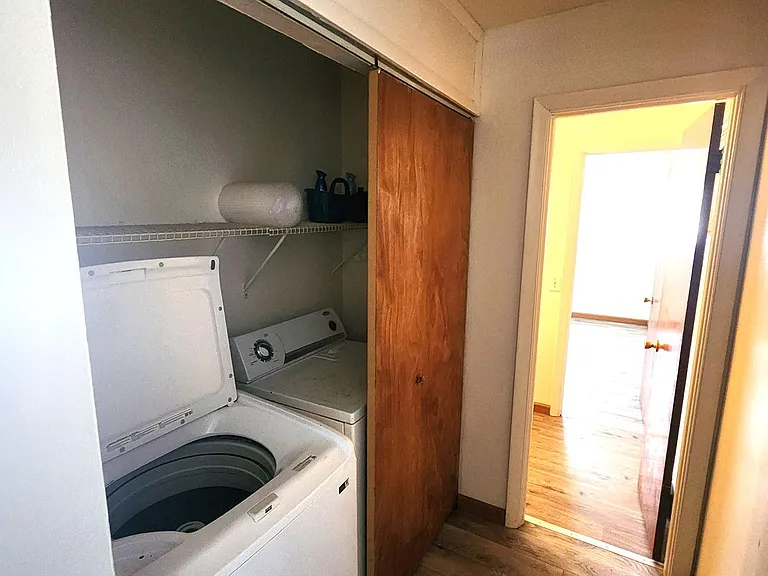 3365 Valleston Pkwy — Photo 18
