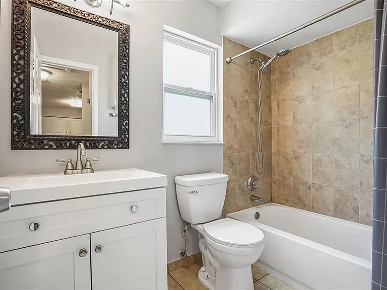 2720 S Sunrise Ct #2 — Photo 25