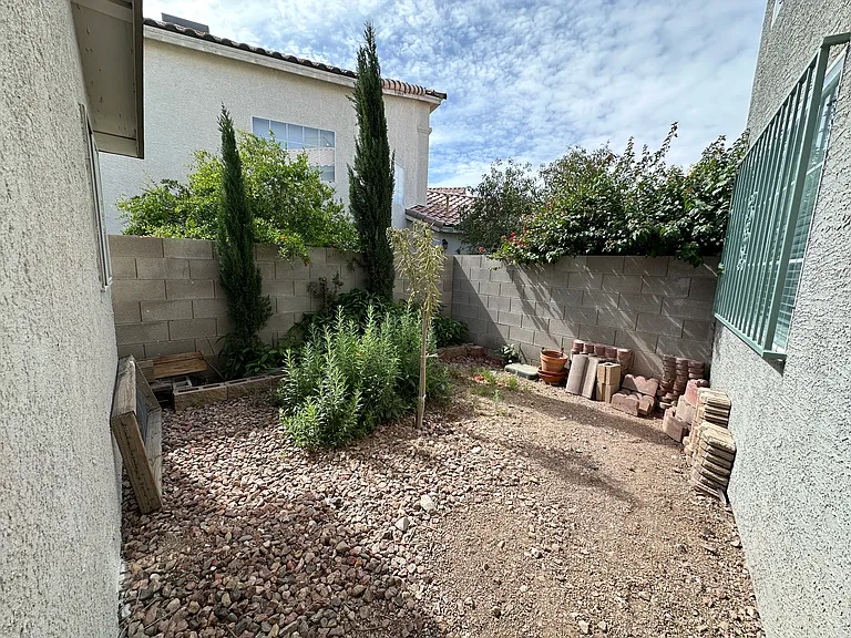 4160 Country Garden Ave — Photo 28