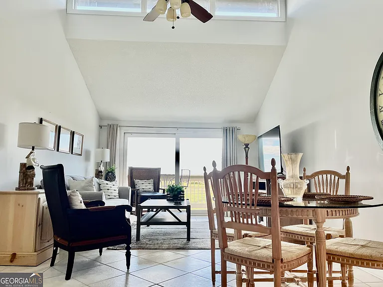 372 Moss Oak Cir — Photo 8