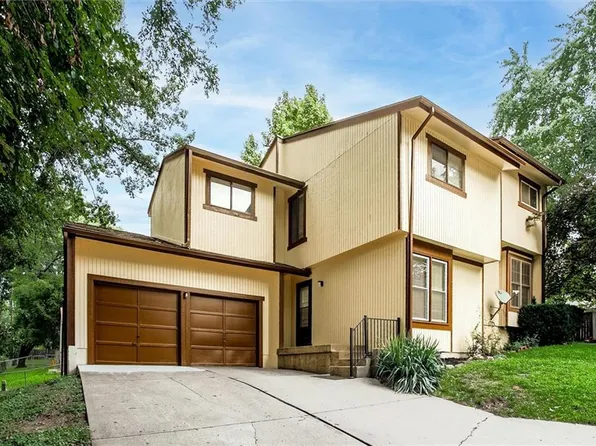 7408 W 56th Ter, Overland Park, KS 66202