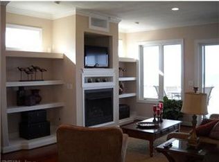 9717 Dolphin Run, Norfolk, VA 23518