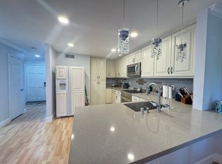22171 Caminito Zaragoza, Laguna Hills, CA 92653