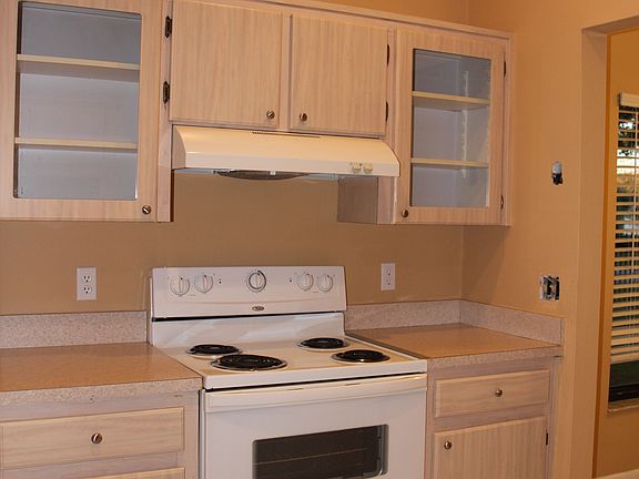 5th image of 332 Eron Way