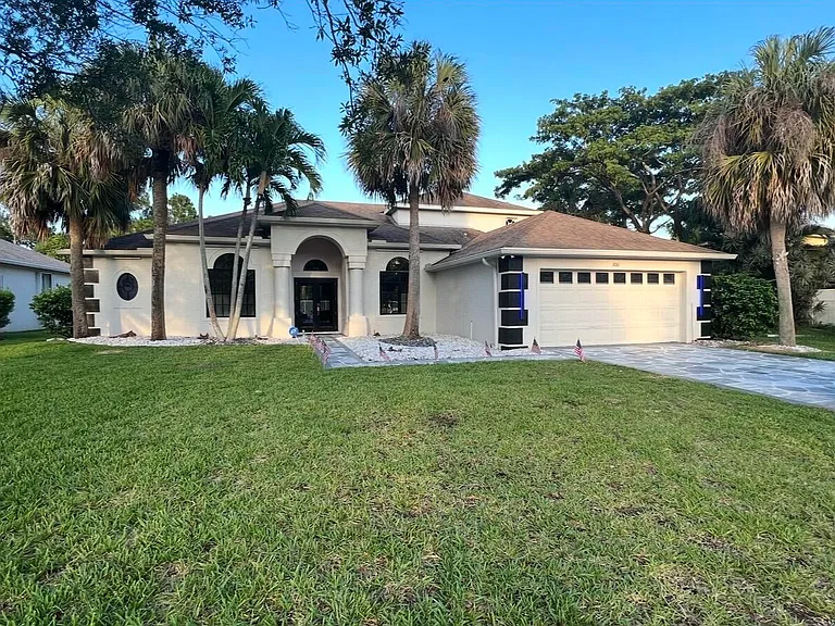 3081 NW Windemere Dr — Photo 2