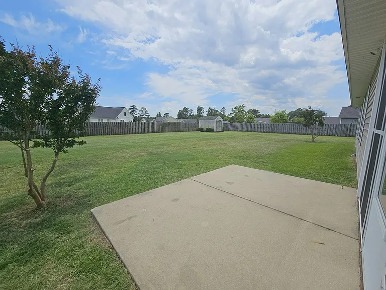 389 Ivywood Ln — Photo 15