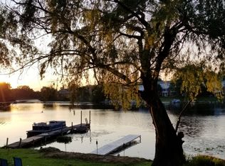 6615 Windiate Rd, Waterford, MI 48329