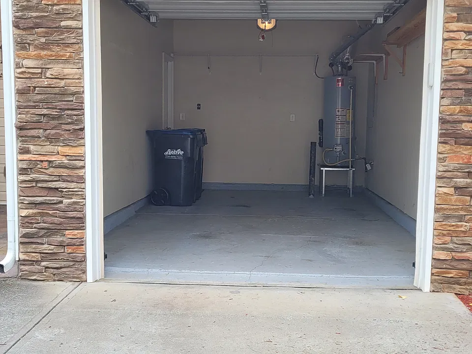 1 car garage