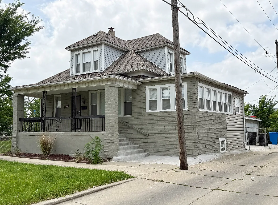 6 bed, 2532 sqft, $3,200 — Photo 1