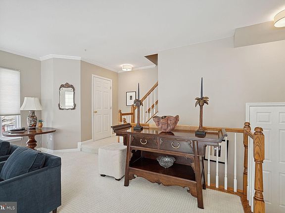 3rd image of 1601 Hunting Creek Dr #B