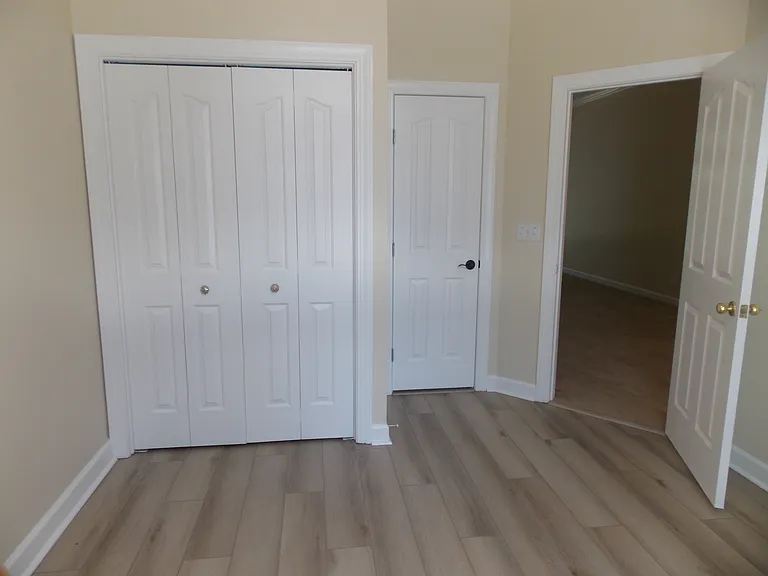 1179 N Blackmoor Dr — Photo 6